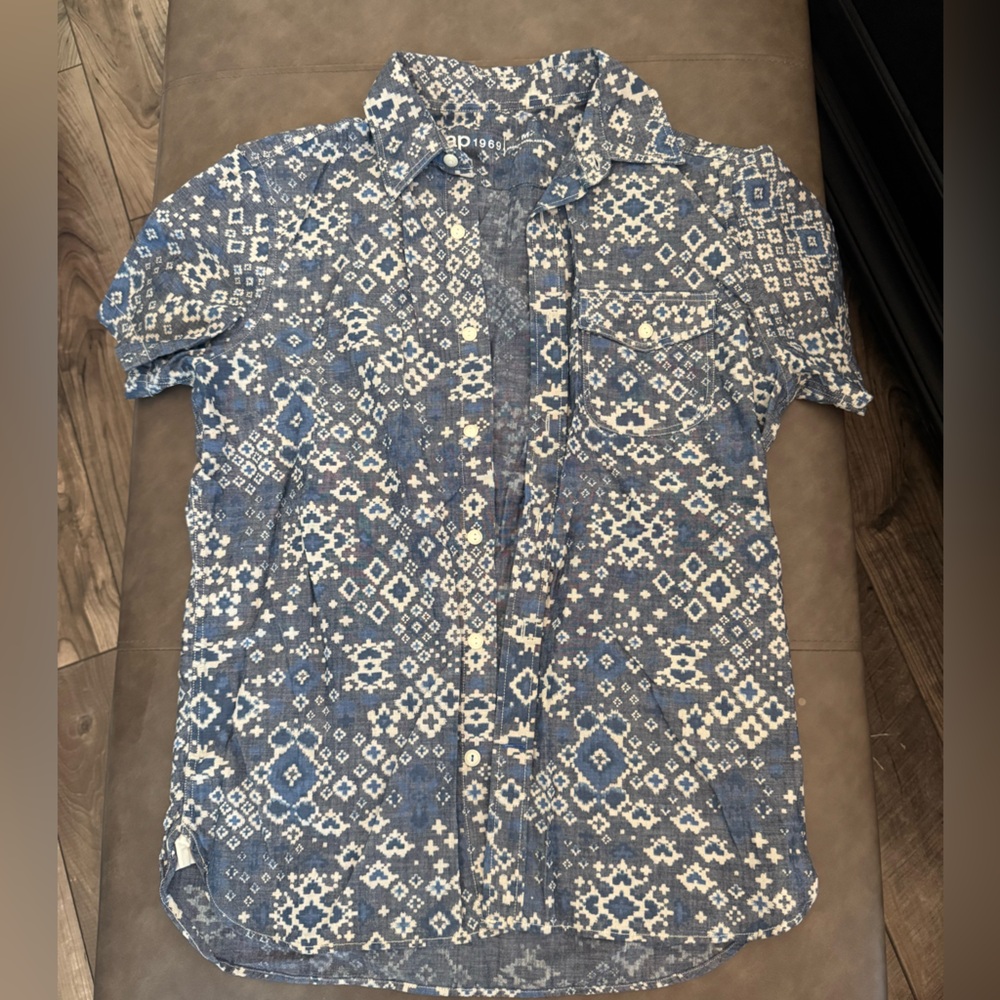 GAP Blue and White Patterned Men's Shirt